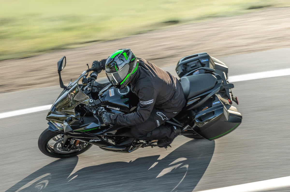 Save for the new paint and graphics, the Ninja 1100SX is visually identical to the older 1000